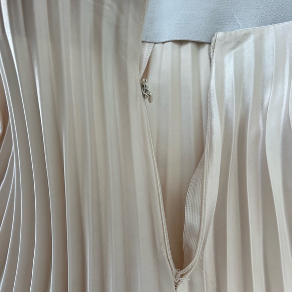 Zara Cream Satin effect Pleated Skirt - Picture 6 of 7